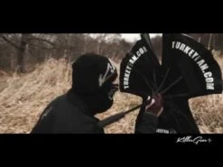 Killer Gear JakeFan Collapsible Turkey Decoy -Outdoor Clothing hqdefault 16 56