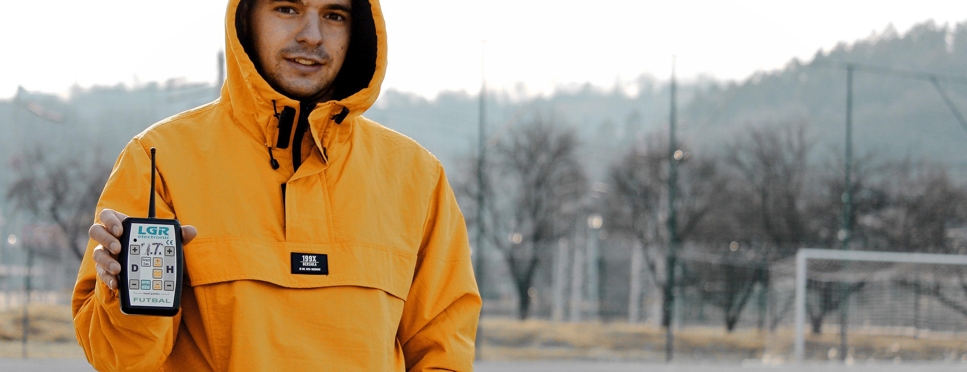 Outdoor Clothing -Outdoor Clothing man 5720896 1920